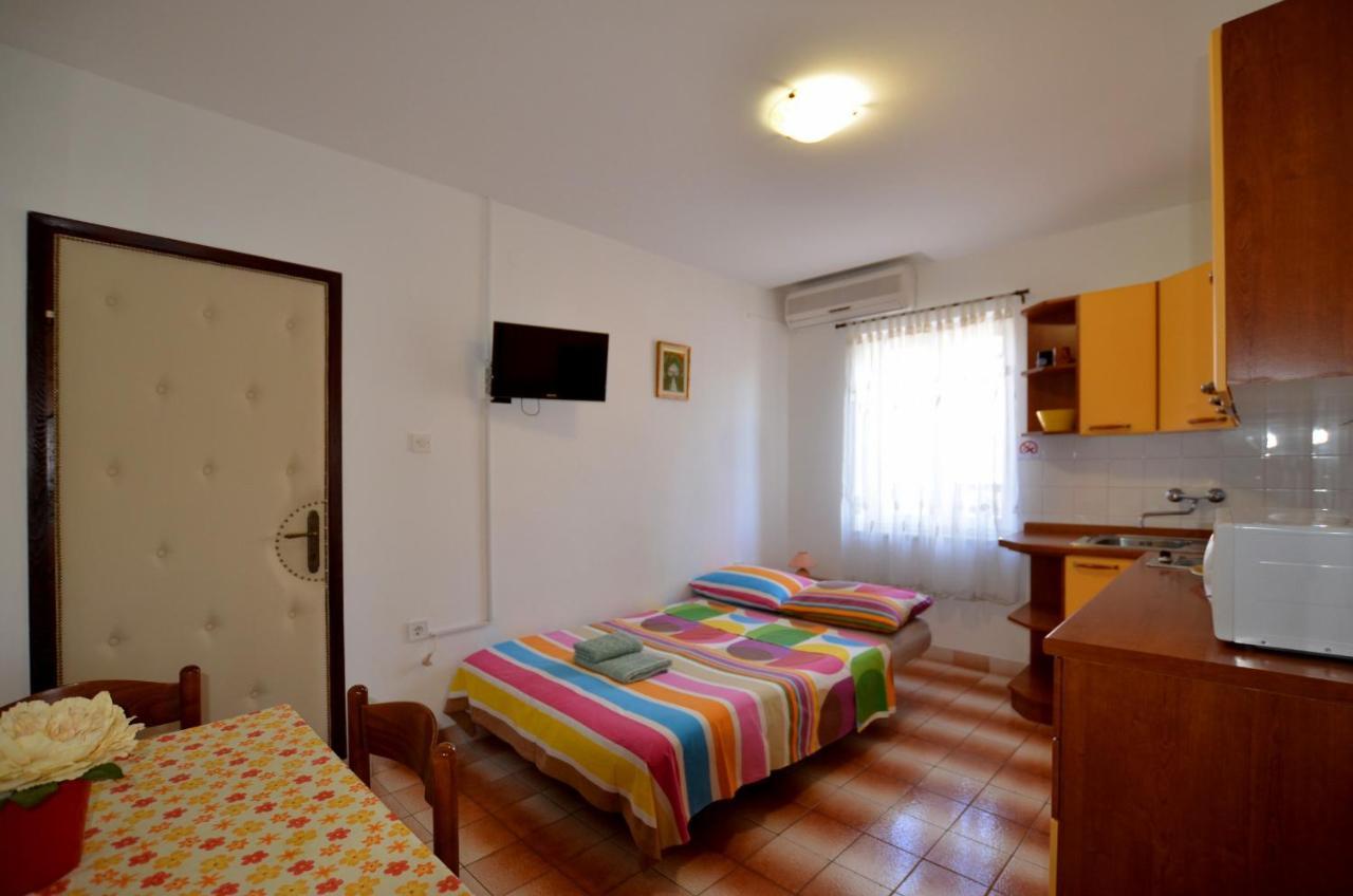 Galant Apartments Ровінь Номер фото